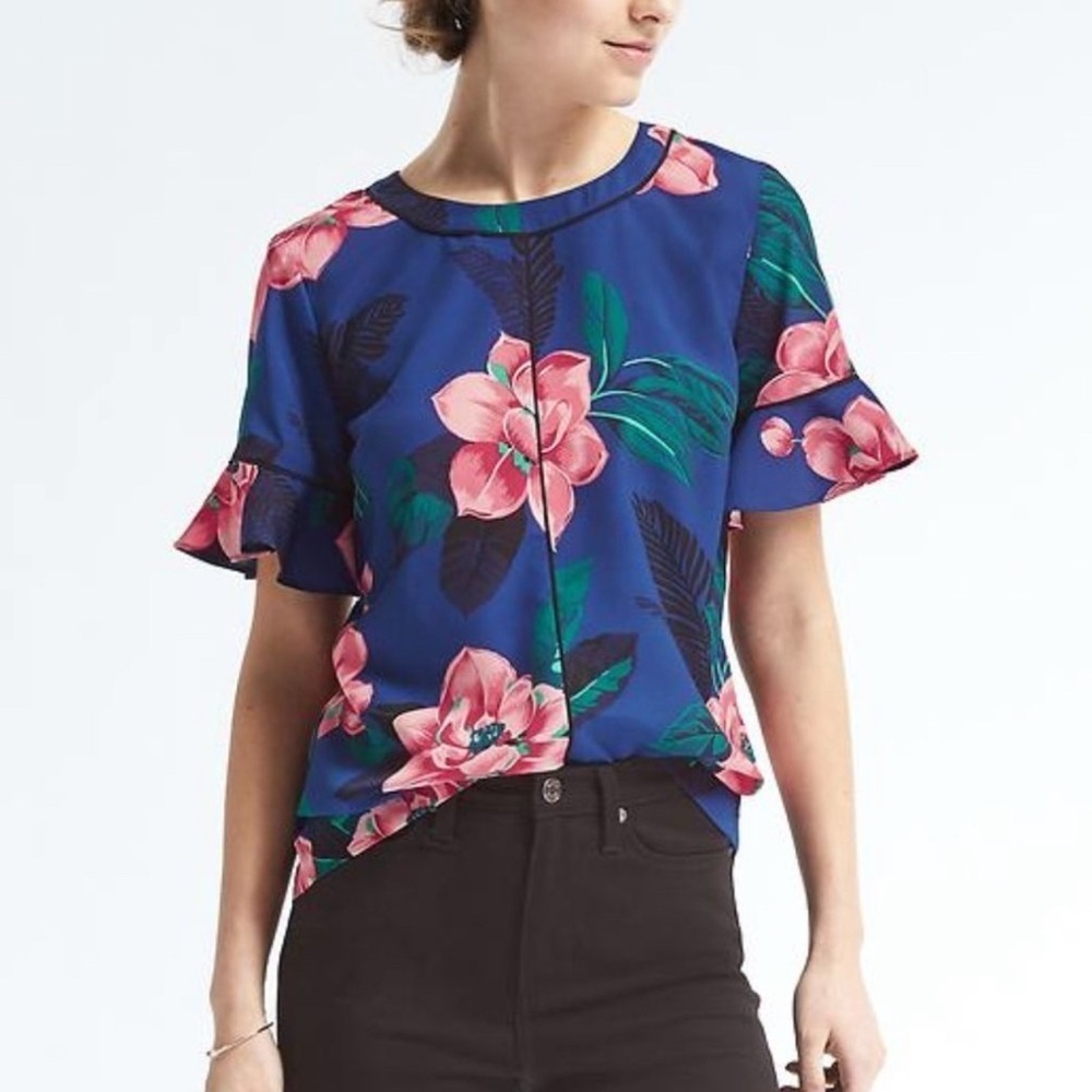 Banana Republic Floral Ruffle Sleeve Blouse - Blue and Pink Sz M